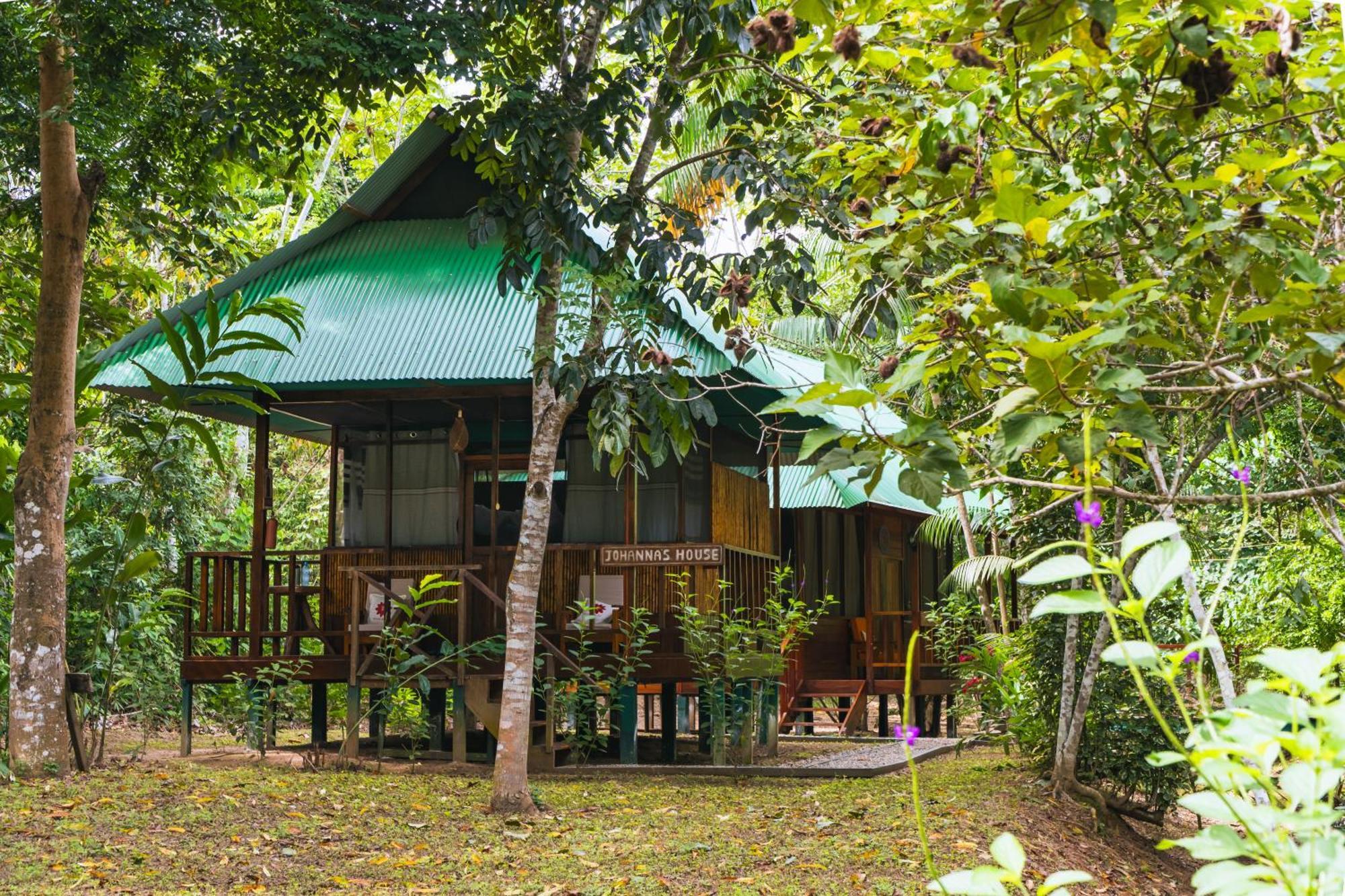 Passiflora Camp Guest House Puerto Maldonado Bilik gambar